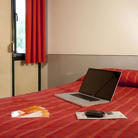 Premiere Classe Roanne Hotel Perreux
